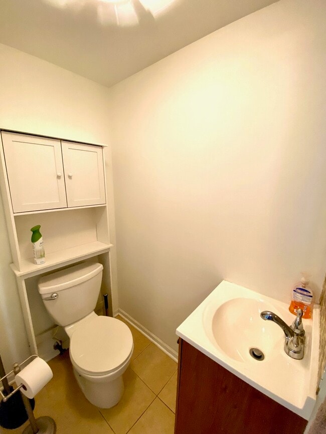 Building Photo - 2346 Old Kings Ct