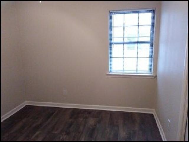 Building Photo - 2120 Justus Loop