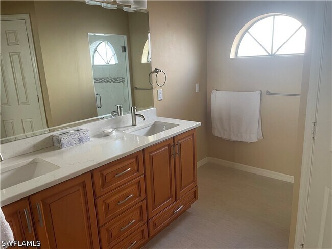 Building Photo - 12622 Hunters Ridge Dr