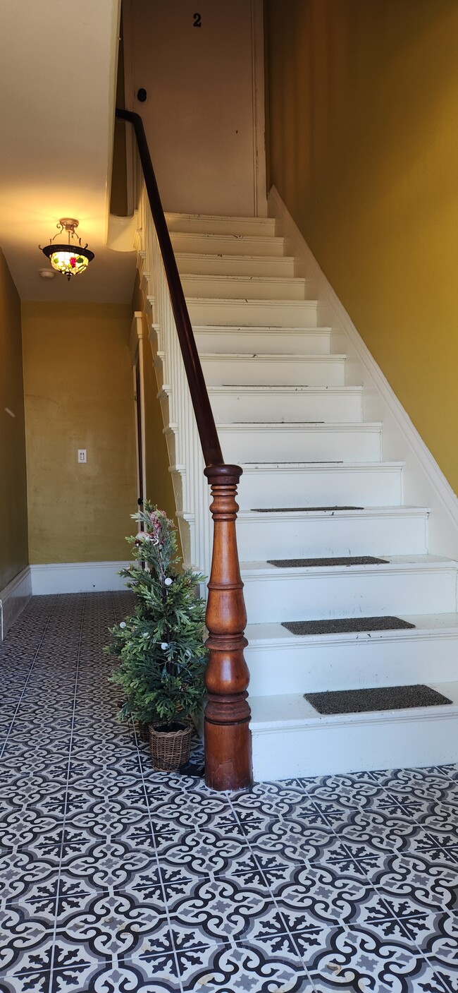 Entryway Stairs - 1 Old Manchester Rd