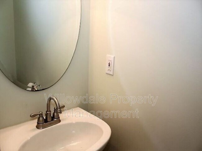 Building Photo - 1420 Opal Ct