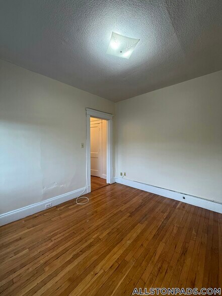 Building Photo - 1152 Commonwealth Ave