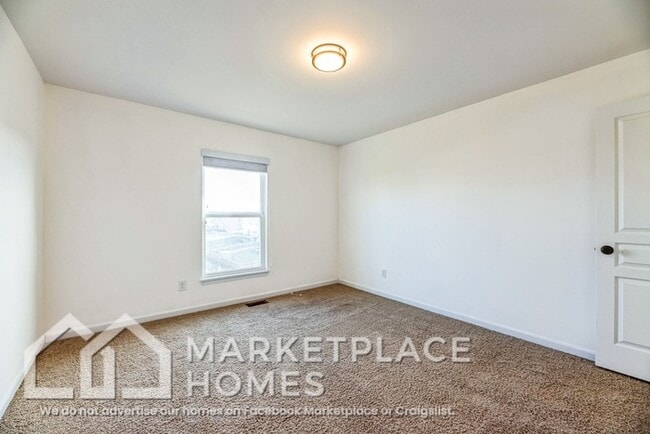 Building Photo - 2807 Bentwood Dr