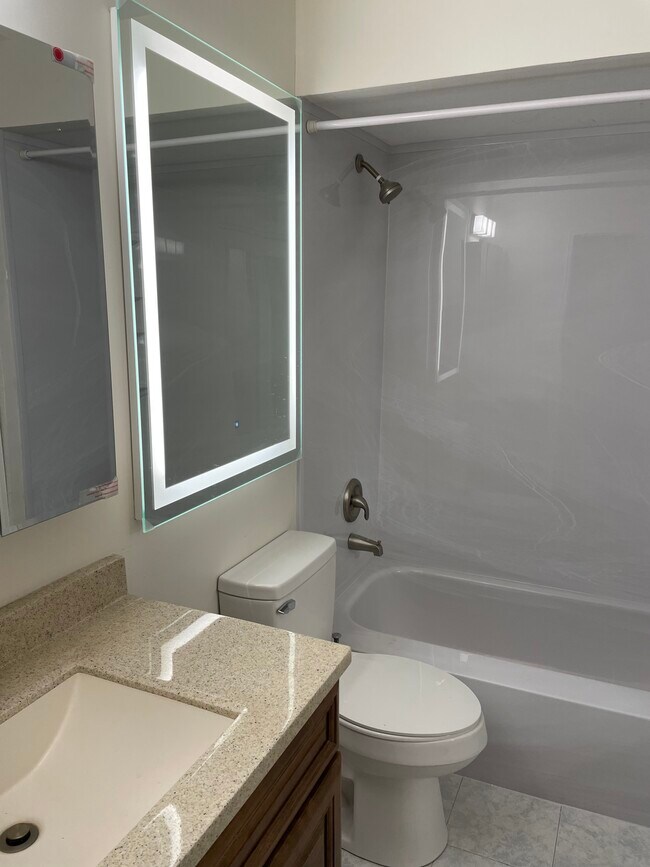 Building Photo - 3 Paerdegat 8th St