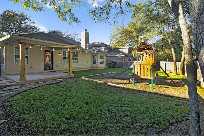 Building Photo - 221 Creek Ridge Ln