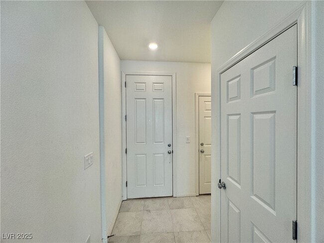 Building Photo - 5706 Holbeche St