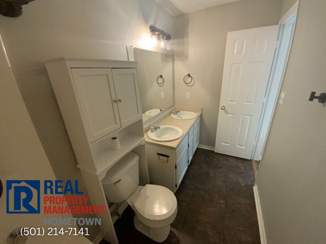 Building Photo - 14123 Ridgecrest Dr