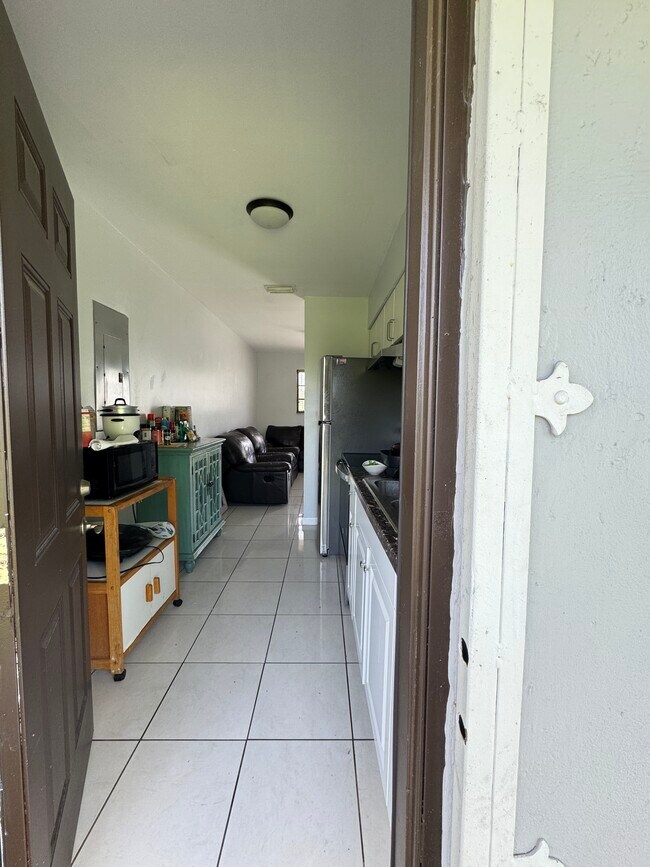 Building Photo - 17472 SW 105th Ave