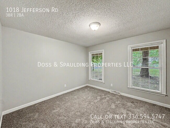 Building Photo - 1018 Jefferson Rd