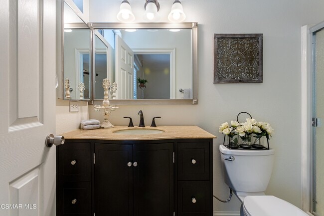 Building Photo - 31573 Lindero Canyon Rd