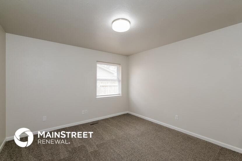 Building Photo - 3412 Prairie Ave