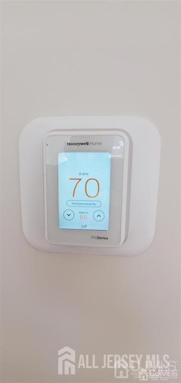 Building Photo - 41 Audley St