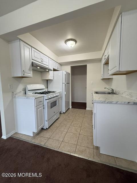 Building Photo - 64 Stonehurst Blvd