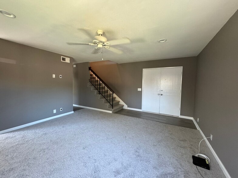 Building Photo - 140 Spanish Moss Pl