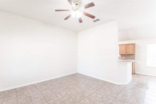 Building Photo - 10 Greenglade Ct