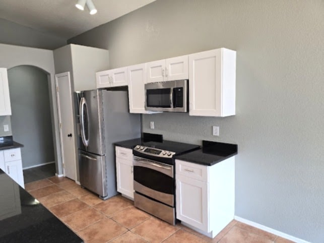 Building Photo - 8832 N Mesquite Bluffs Pl