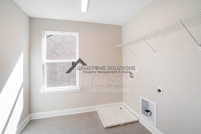 Building Photo - 108 Santa Rosa Dr