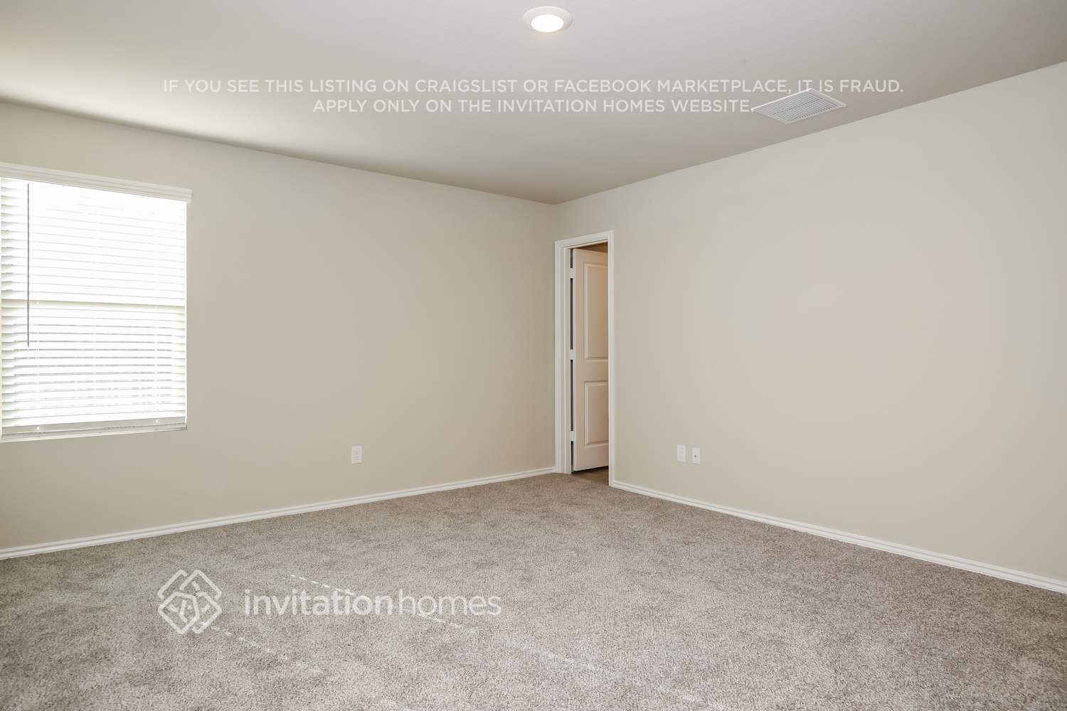 Building Photo - 5735 Leon Pl