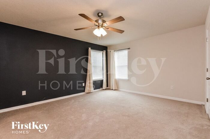 Building Photo - 3124 Armstrong Spring Dr