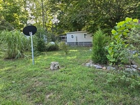 Building Photo - 145 Maugham Dr