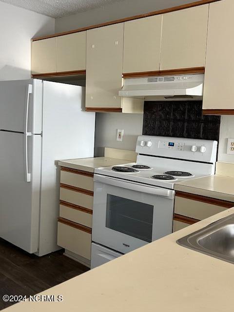 Building Photo - 522 S Kerr Ave