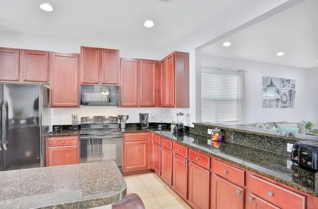Building Photo - 351 Lasso Dr