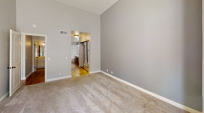 Building Photo - 780 S Tourmaline Ct