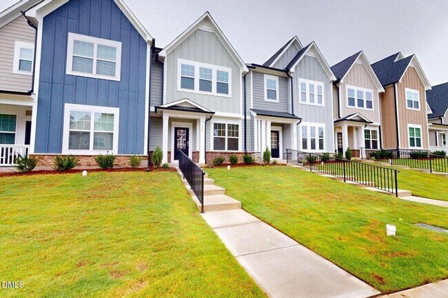 Building Photo - 2459 Englemann Dr