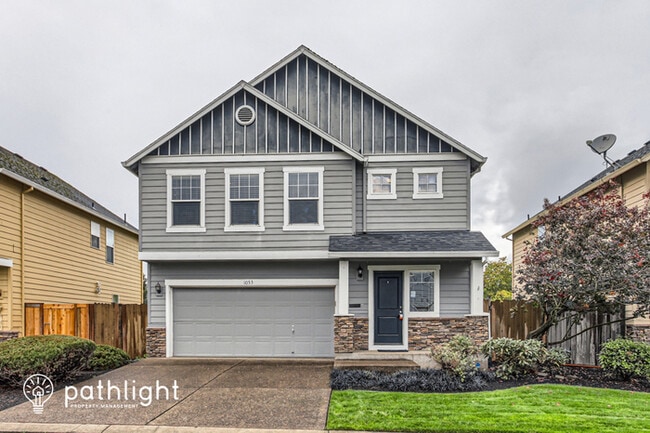 Primary Photo - 1053 Nw 1st Ave, Canby, OR, 97013