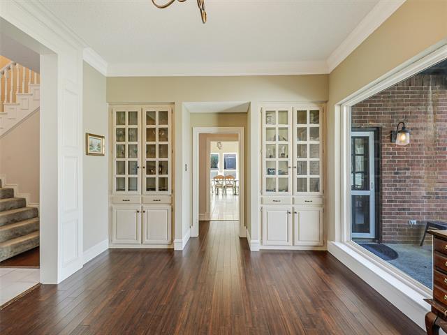 Building Photo - 1110 Hills Creek Dr