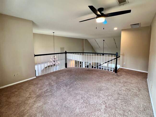Building Photo - $3,700 Cole & Millbrook, 4 Bedroom House -...