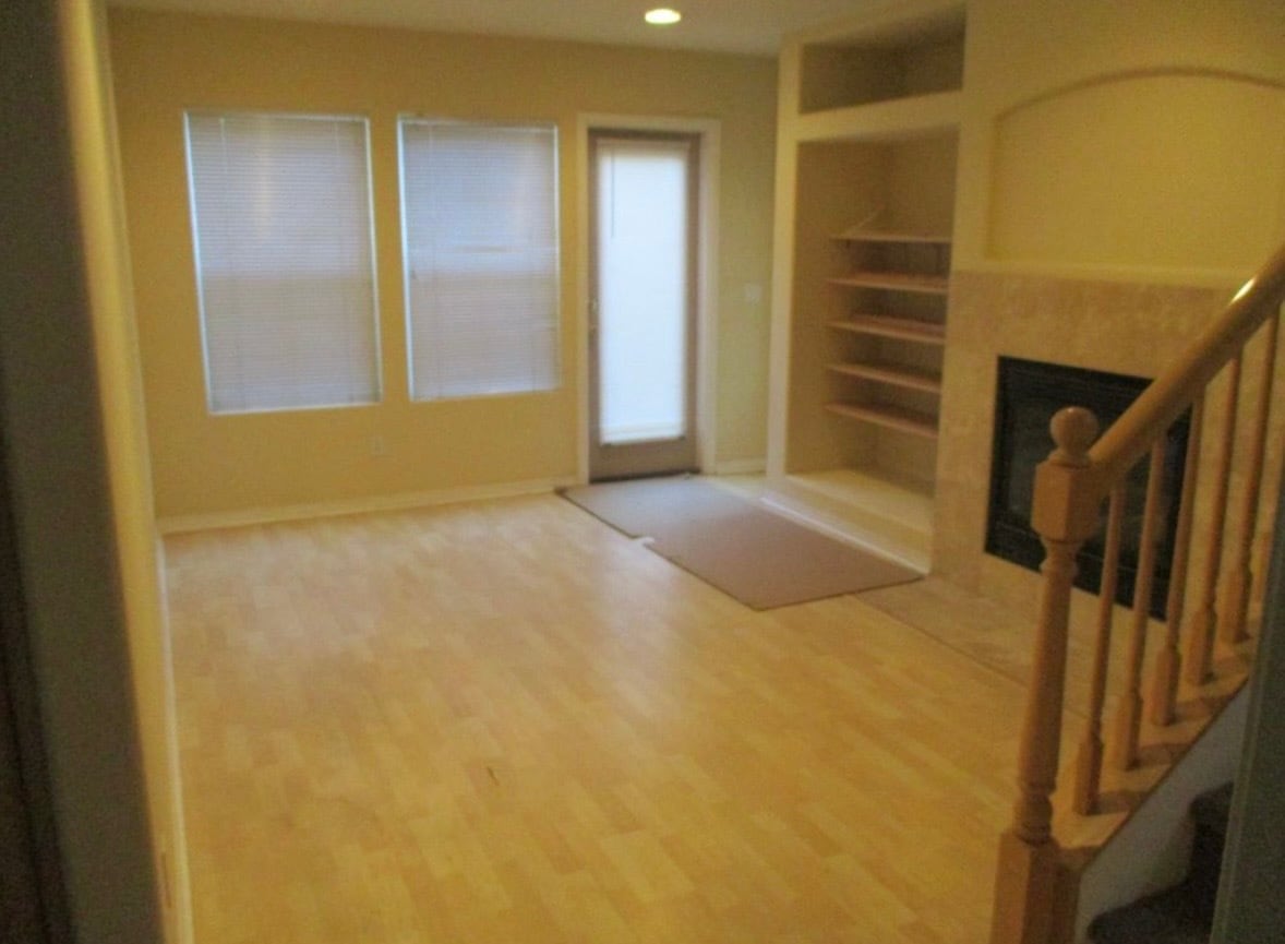 Building Photo - 7821 Daisy Cir