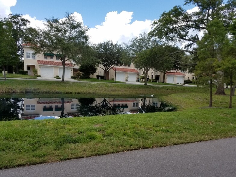 Building Photo - 5678 Samter Ct