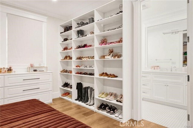 Building Photo - 12439 Kling St