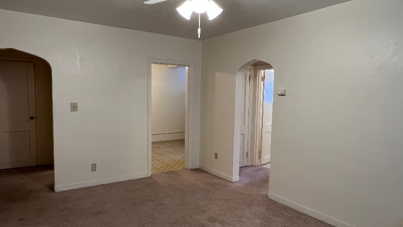 Building Photo - 1510 Larpenteur Ave W