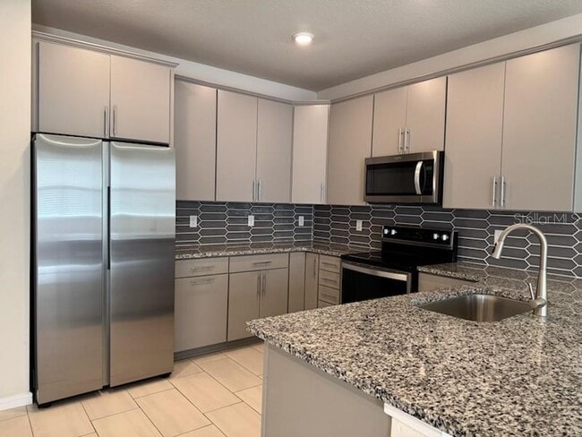 Building Photo - 14326 Orchid Is Dr