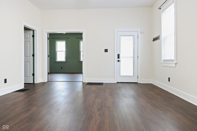 Building Photo - 1309 Lexington Ave