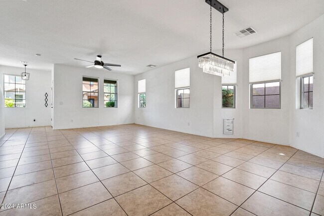 Building Photo - 3771 E Kristal Way