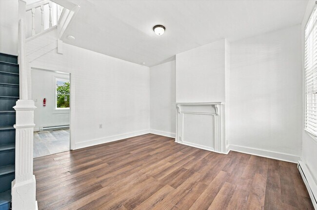 Building Photo - 5506 Linmore Ave