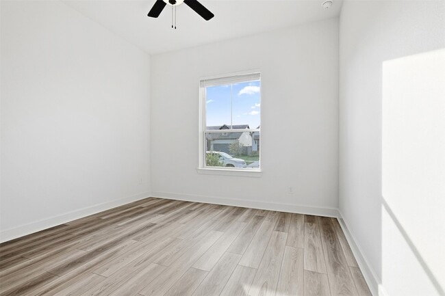 Building Photo - 5511 Orangery Ln