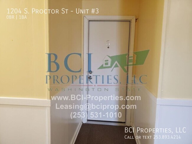 Building Photo - 1204 S Proctor St
