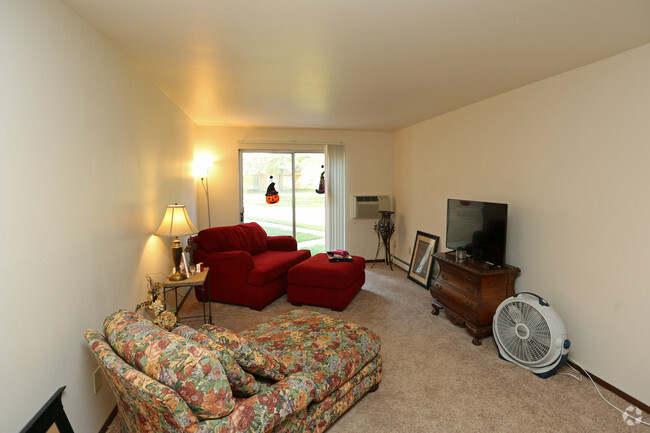 Interior Photo - Plaza IV Apartments in St. Francis.