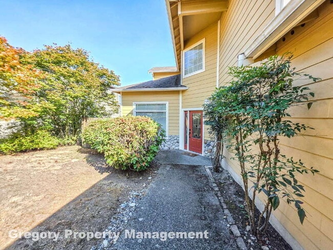 Building Photo - 12026 89th Pl NE