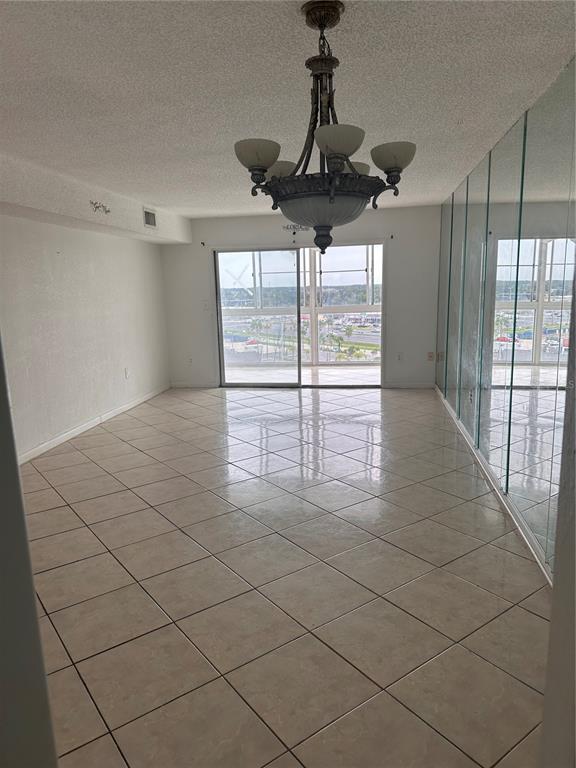 Building Photo - 4939 Floramar Terrace