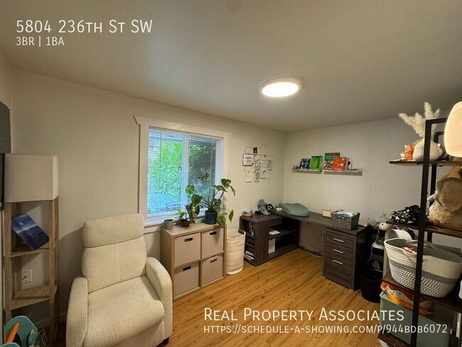 Building Photo - 5804 236th St SW