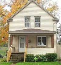 Building Photo - 878 Clark St