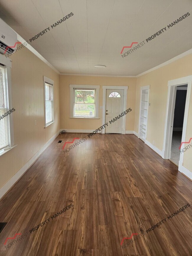 Building Photo - STATUS: AVAILABLE | R337 | $1795