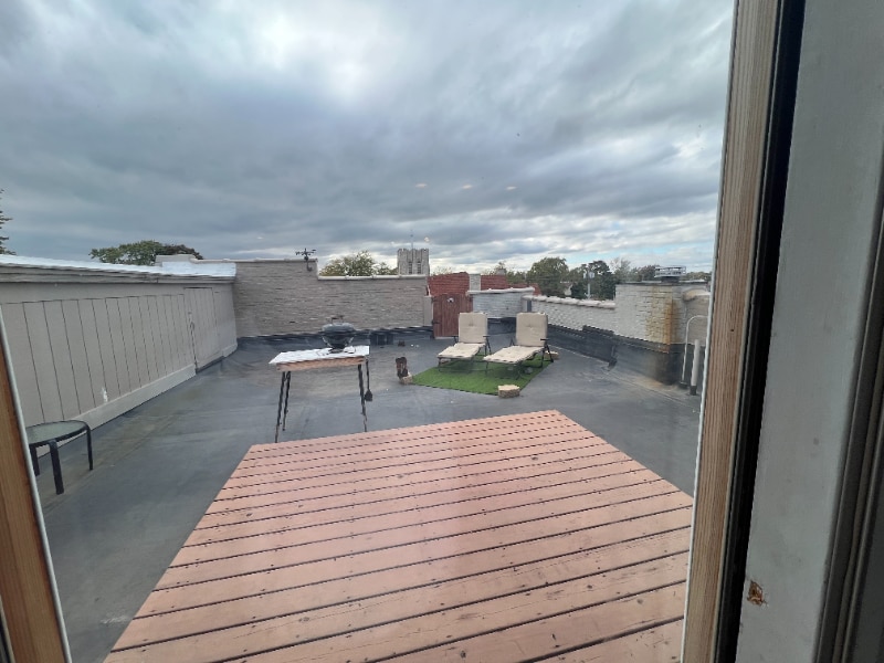 Building Photo - 810 Erie Ave