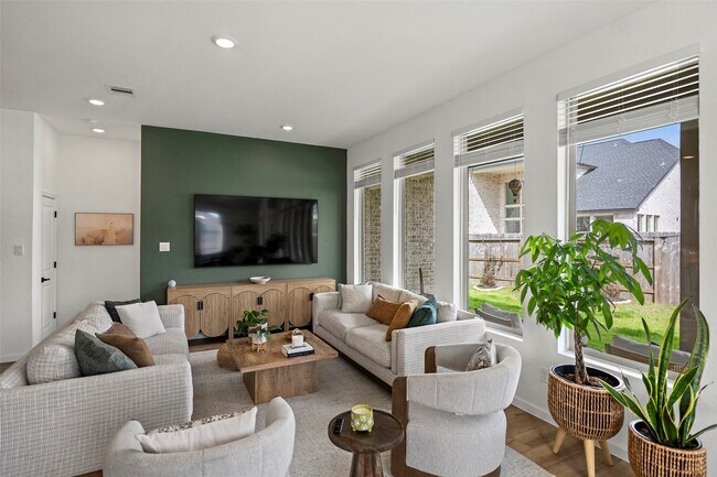 Building Photo - 29003 Spicewood Vly Dr