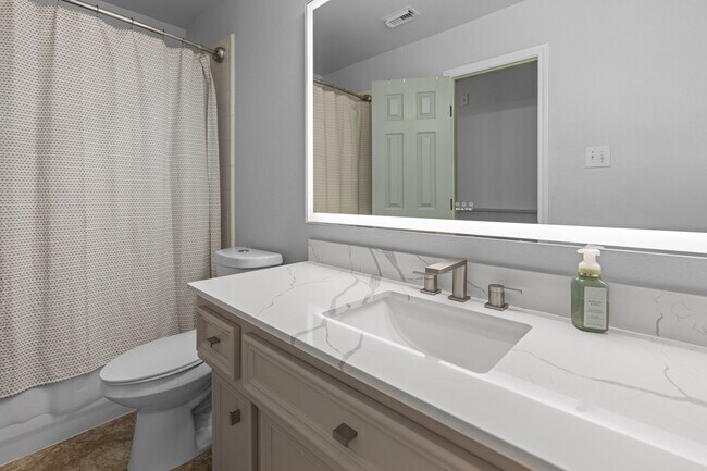 Building Photo - 12304 Shady Brook Dr